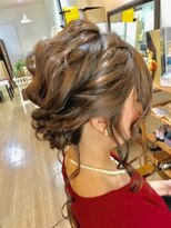 ロカット サロン(Roquat Salon) 後れ毛も可愛いふんわりアレンジ【ヘアセット 立川南/立川/袴】
