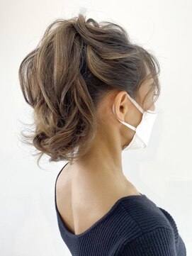 ヘアセット&メイク専門店 カスミ(Kasumi) 高めふわっとポニー