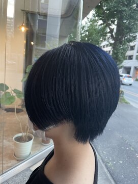 ヘアーデザイン アトリコ(Hair design attrico) ハンサムショート×ブルーブラック