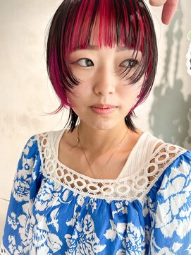 イルフレール(ill frere) ryu.【マッシュウルフ インナーカラー ビビットピンク 中津】