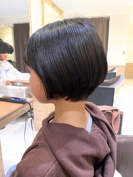 アッシュ 中山店(Ash) 子供でも可愛いショートボブ