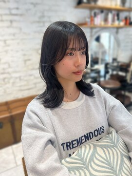 ラボヌールヘアーリアン 川越店(La Bonheur hair Lien) くびれヘア/暗髪/セクシーミディ