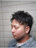ツーブロックアップバングメンズパーマ