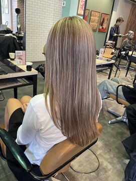 ステレオ ヘアデザイン 安城店(STEREO HAIR DESIGN) ♪ベージュカラー9月