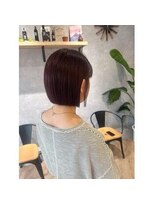 エレノア 越谷(Eleanor)&nbsp;ボブ×ピンク