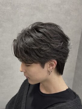 ネクスト 渋谷(NEXT) MEN’S HAIR/サーフカール/刈り上げセンターパート/渋谷