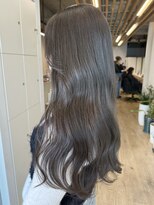 シルク バイ ルカ(SilQ by Luca)&nbsp;透明感たっぷりグレージュ【鈴木まりや】