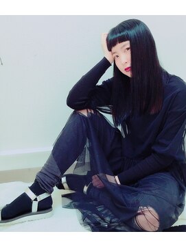 ザ ラボ アングゥ(The Labo ungu) ツヤツヤストレート