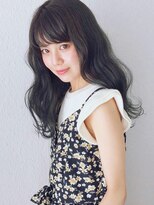 インビテーション(invitation) 【invitation】ダークグレージュシースルーバングウェーブヘア
