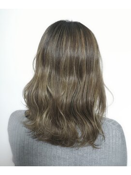 サード プレイス(Third Place) レディーススタイル!