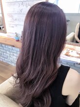 【ピンクアッシュで抜け感のある柔らかい質感を演出♪】