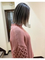 バーチョ(bacio)&nbsp;ハイライトバレイヤージュ アッシュ ボブ【Insta→bacio_ozawa】