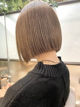エストリア 栄店(ESTREA) 前下がりボブ