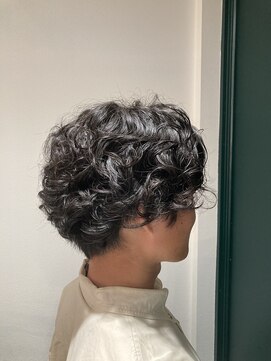 キー(KEY) スパイラルパーマ