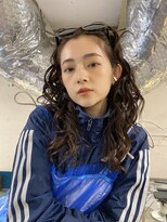 ノラ シブヤ(NORA)&nbsp;ウルフカット ウルフレイヤー ミディアムウルフ