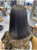 オリーブグレージュ