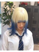 ヲタク(wotaku.)&nbsp;ブロンドルーツカラーブルーカラーハイトーンデザインカラー前髪