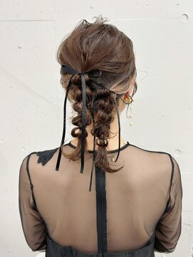 シーク 天神(SEEK) ハイトーン/ブリーチ/ヘアアレンジ/ヘアセット/結婚式アレンジ