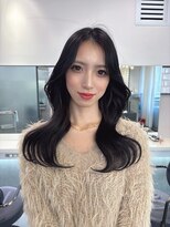 リリー(Lilley)&nbsp;【lilley 稲永麻衣】レイヤーカット+ロングヘア+韓国ヘア