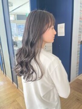 コワファースト 大分(COIFF1RST) フェイスフレーミング！イヤリングカラー。グレージュ