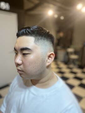 バッドバーバー 蒲田店(BAD BARBER) フェザーアップスキンフェード
