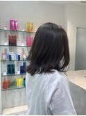 オリーブ系で叶う！艶カラー