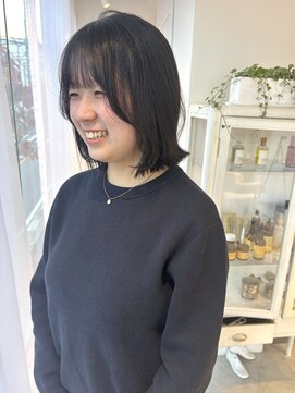 黒髪ボブ20代似合わせカット