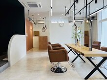 アグ ヘアー エゼ 石江店(Agu hair aise)