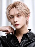 韓流ハイトーンコンマフェザーショート