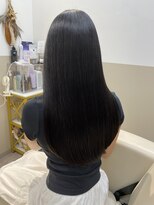 シュヴーブリヤン(cheveux brillants)&nbsp;『美髪縮毛矯正＋髪質改善トリートメント』黒髪ストレート