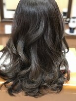 フロード(FLOAD)&nbsp;ダークグレージュ