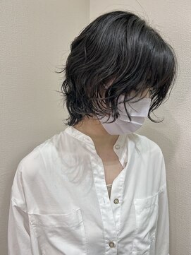 ミント(mint.) 大人可愛い！ウルフパーマ！ミディアム！十条！