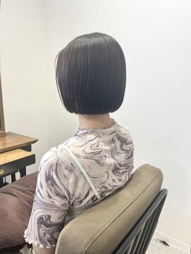 キュエム(Cuem) 【Cuem】ミニボブぷつっとストレート前下がり