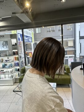 モア 下通店(MORE) 切りっぱなしボブ