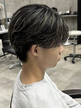 イーラ(era) フェザーショートパーマ/メンズ/刈り上げ/眉毛/ツイスト