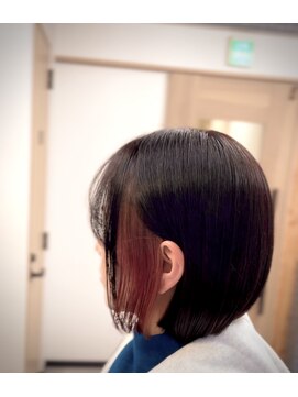 リノショアーズ 元町店(RINOSHORES) 20代30代40代大人インナーカラー耳掛け切りっぱなし大人ボブ