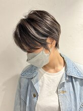 リシェア(re.share) くびれショート/グレージュカラー/ハイトーン