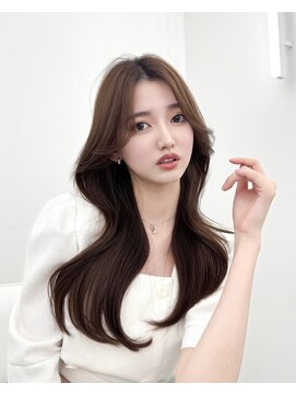 アマトウキョウスマートサロン(AMA TOKYO×Smart Salon) 韓国ヘア　レイヤーカット　顔まわり