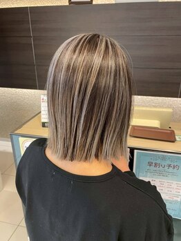 アールイー(Re)の写真/白髪染め・白髪ぼかしハイライトならお任せ◎ダメージを気にせず、理想のカラーをご案内！東海大学前/秦野