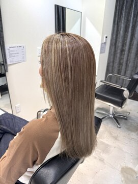 サロンワン(Salon1) ハイライト