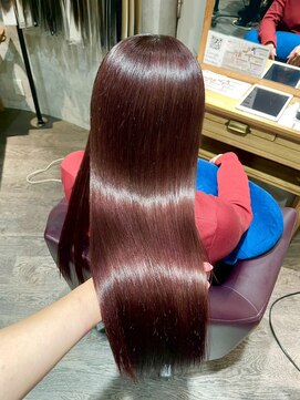 アフィナー(Afinar) 【横浜/横浜駅】艶感レッドブラウン×美髪ストレート