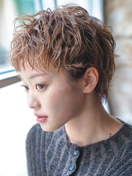 カライング(ing) 大人可愛いマッシュショートボブウルフカット◎20代30代40代50代