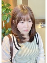 ユキ 八事(yukii)&nbsp;レイヤー/ミディアムレイヤー/ベージュ/透明感カラー/八事