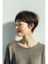 クート 久喜(ku-to) 【30代40代50代】美しシルエットなタイトショート