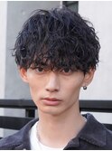原宿波巻きスパイラルパーマラウンドマッシュウルフ刈り上げ黒髪