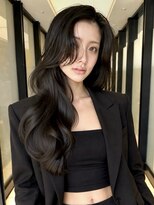 シティ オモテサンドウ(CITY omotesando) レイヤーカット 顔まわりカット バタフライレイヤー 海外ヘア