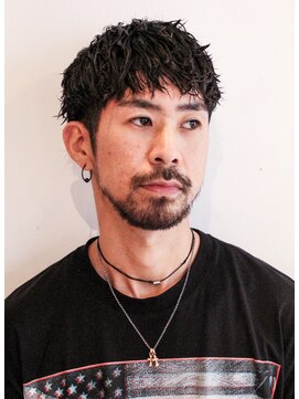 メリケンバーバーショップ コウベ(MERICAN BARBERSHOP KOBE) ツーブロックネープレスソフトツイストピンパーマ