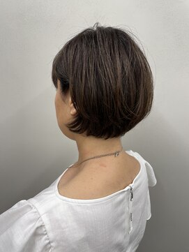 アルボーテルジェ(Art BeAute' ROUGET) 耳掛け大人の小顔ショートボブ/束感ショート30代40代50代60代