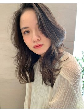 スリーバイキープ 尾山台(THREE by KEEP) 【THREEbyKEEP、尾山台】レイヤーロング×透明感カラー