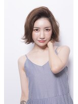 ミエル ヘア 新宿(miel hair)&nbsp;〈mielhair新宿〉かきあげ　外はねボブ　イルミナ